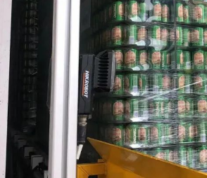 百年青啤邂逅智能制造！?？禉C器人為青島啤酒注入智造新活力